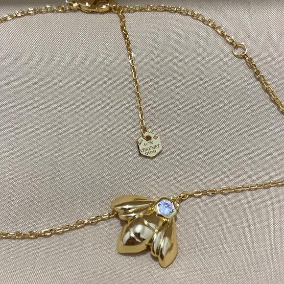 Chaumet Bee Pendant Necklace - Picture 4 of 6